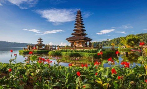 Ulun_Danu_Beratan_Temple